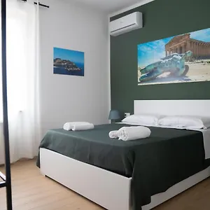 https://mariuccio.sicilyhotelsitaly.net